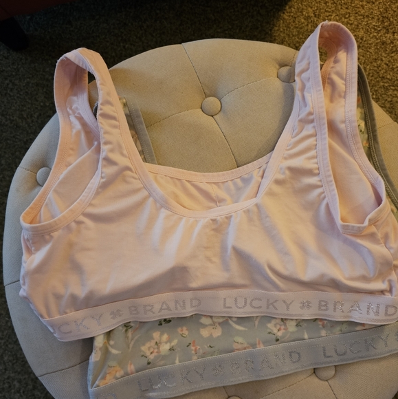 Lucky Brand Sports Bras - Picture 5 of 7